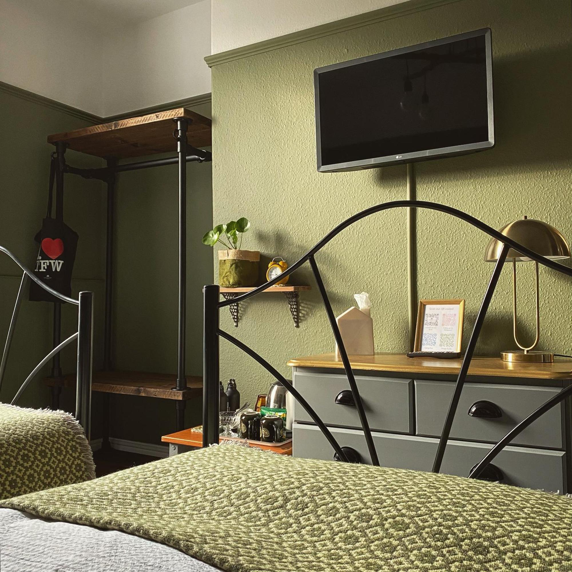 Crafnant House - Bed & Breakfast Trefriw Ngoại thất bức ảnh